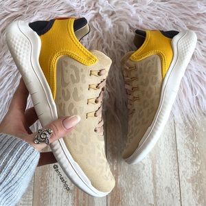 nike free rn 2018 wild suede